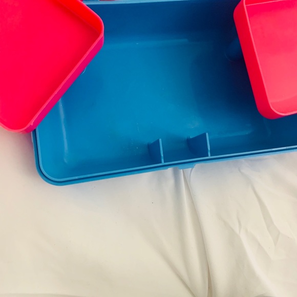 Caboodles - Picture 6 of 9